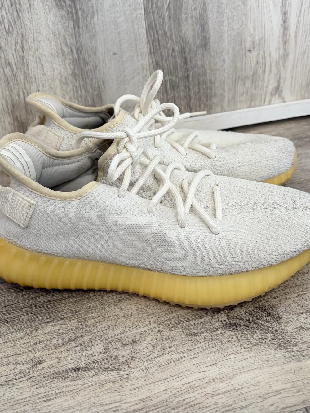 Adidas Yeezy Boost 350 V2 CP9366 Mens Cream Triple White Sneaker Shoes Size 8.5